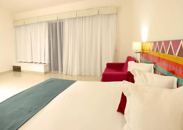 All Ritmo Cancun & Water ParkHotel Playa