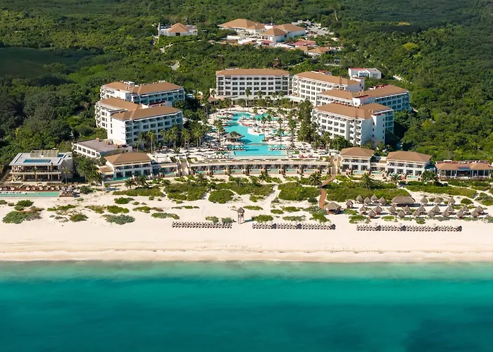 Secrets Playa Mujeres Golf & Spa Resort (Adults Only) Cancún